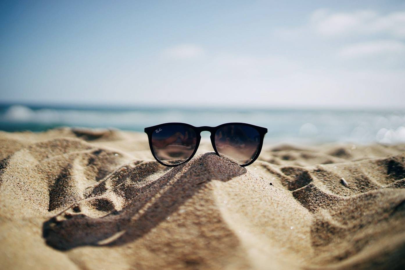 sunglasses on the beach: stay cool this summer